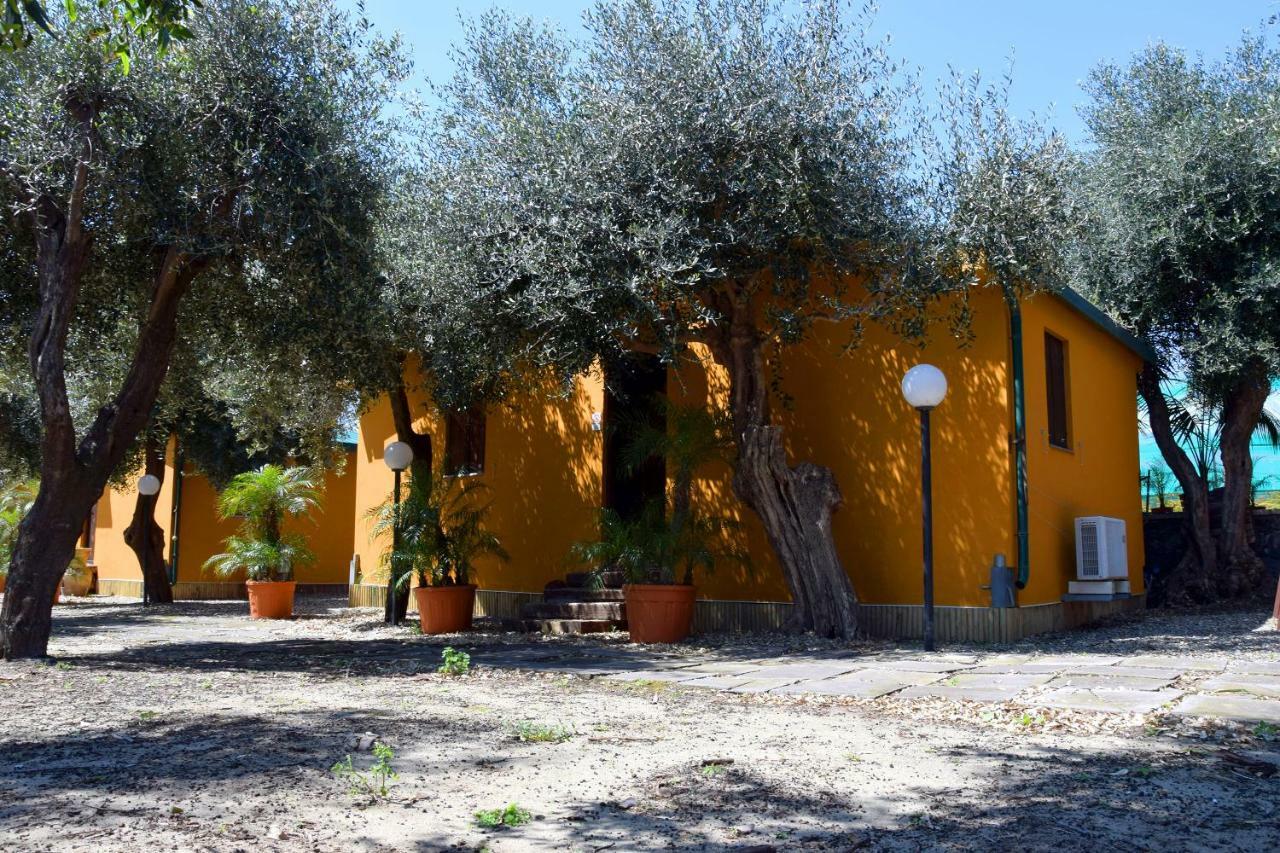 Riviera Degli Eucalipti - Cottage In Riva Al Mare Acireale Dış mekan fotoğraf