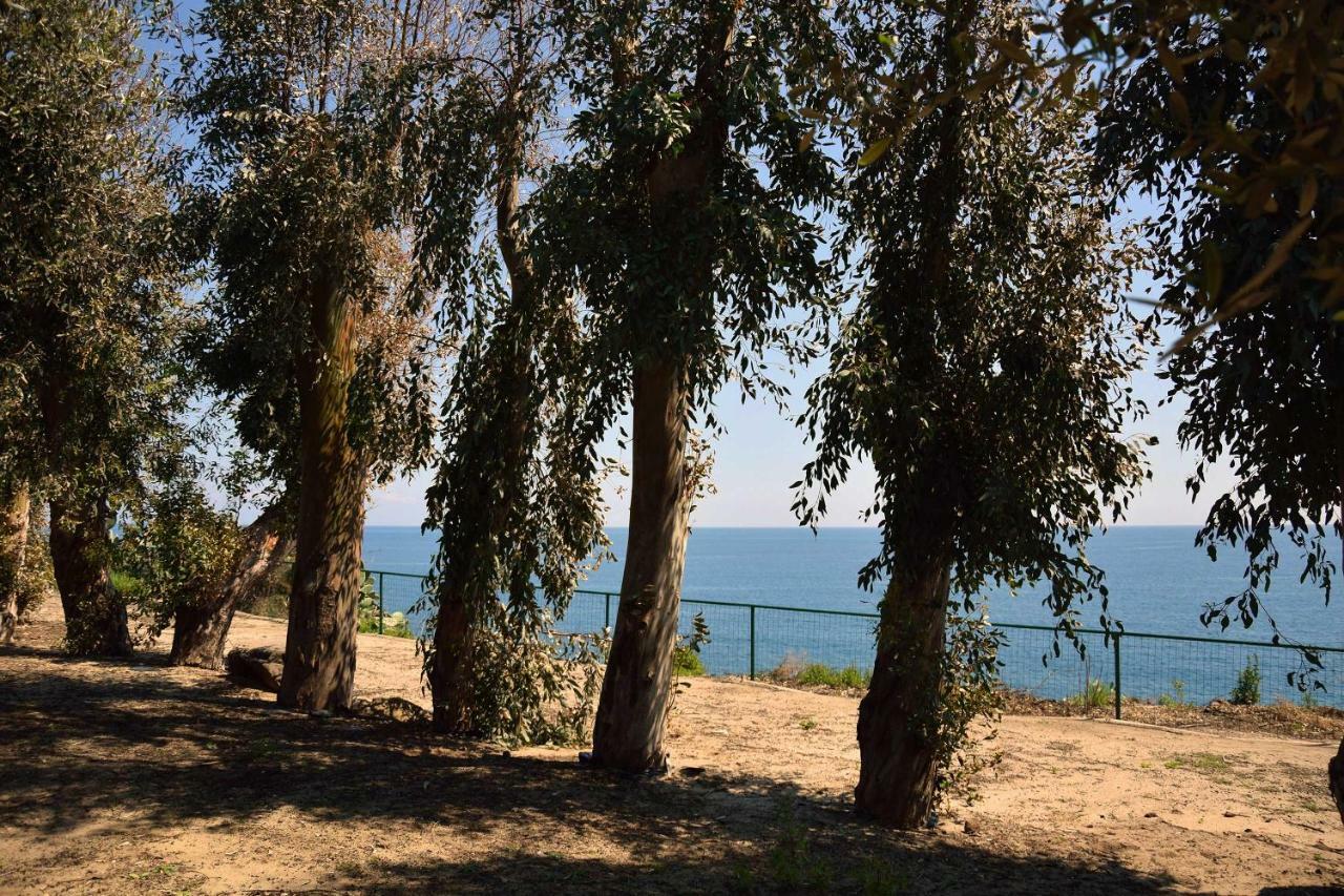 Riviera Degli Eucalipti - Cottage In Riva Al Mare Acireale Dış mekan fotoğraf