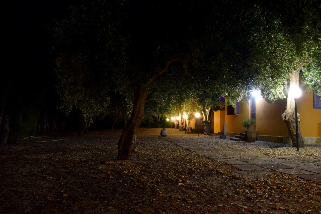 Riviera Degli Eucalipti - Cottage In Riva Al Mare Acireale Dış mekan fotoğraf